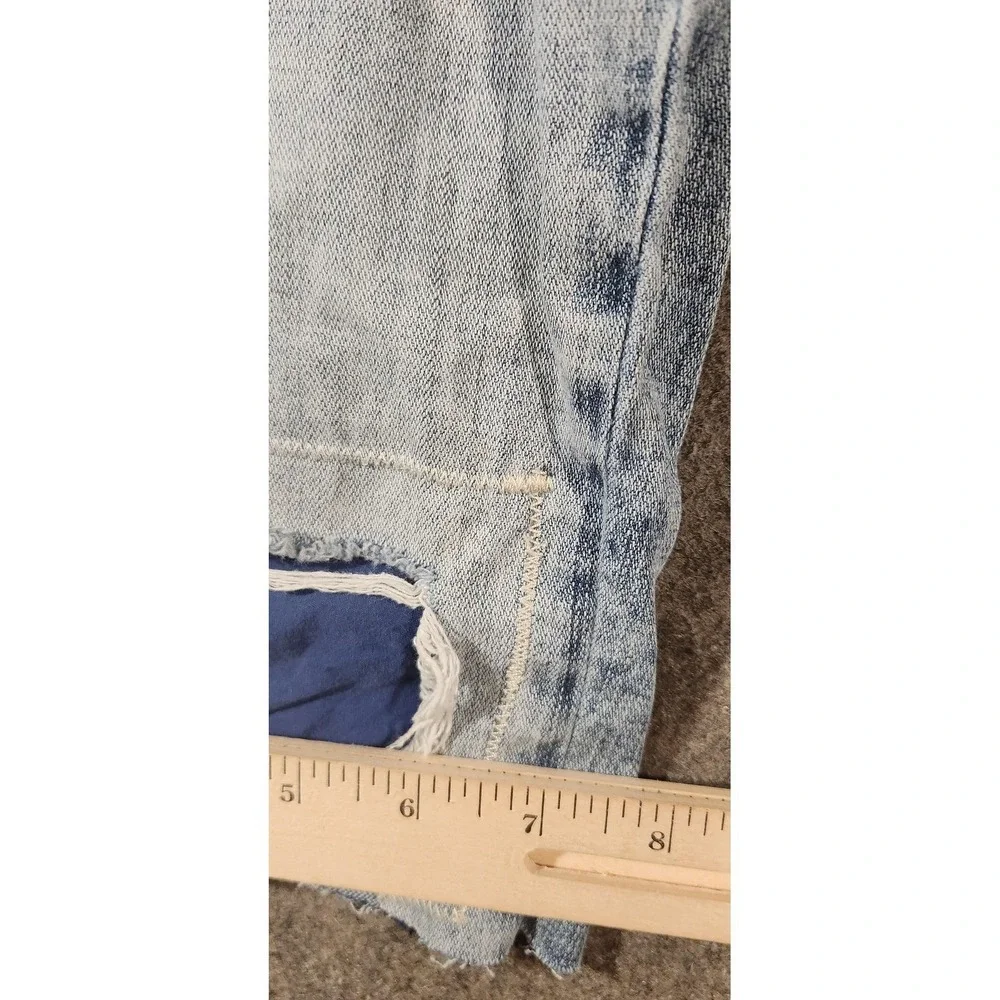 True Religion Shorts Mens 30 Light Wash Distressed‎ Denim Patch Cutoff Raw Hem